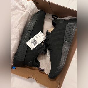 Brand new Adidas NMD R1